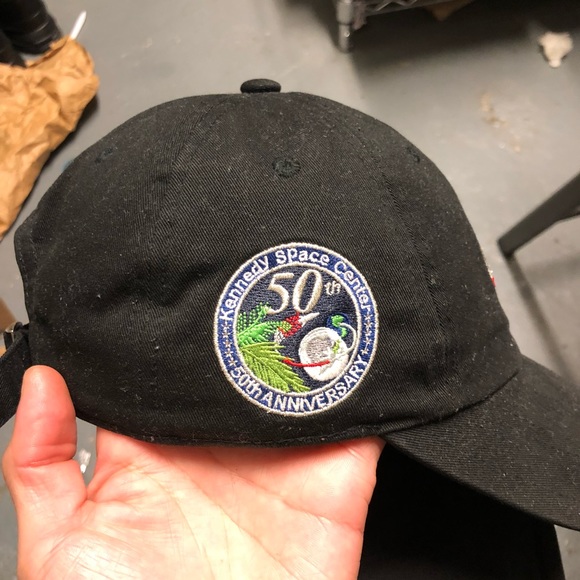 NASA hat - Picture 2 of 4